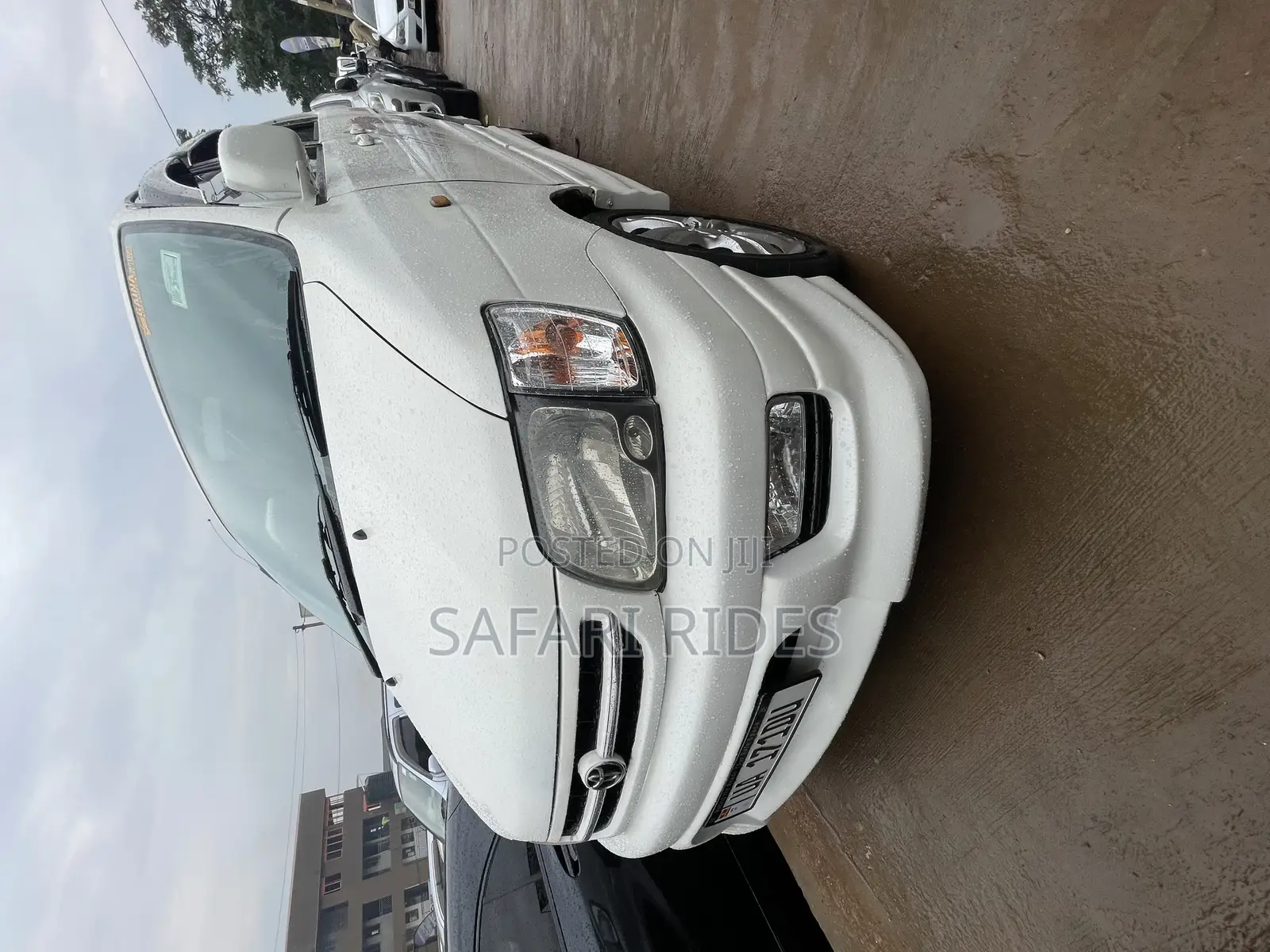 Toyota Noah 2002 White