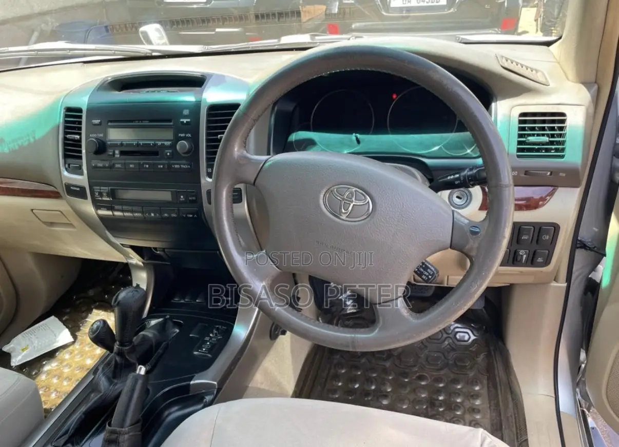 Toyota Land Cruiser Prado 3.4 5dr 2006 Silver