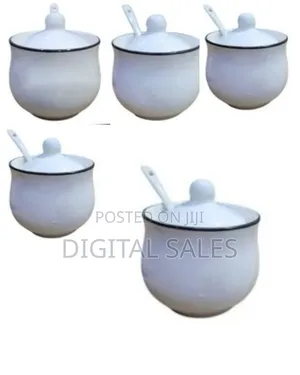 Round Ceramic Spice Sugar Bowl Dish