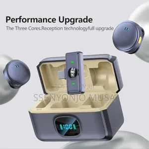 Q8 Baton 2.4g Wireless Microphone With Charging Case – Plug Play