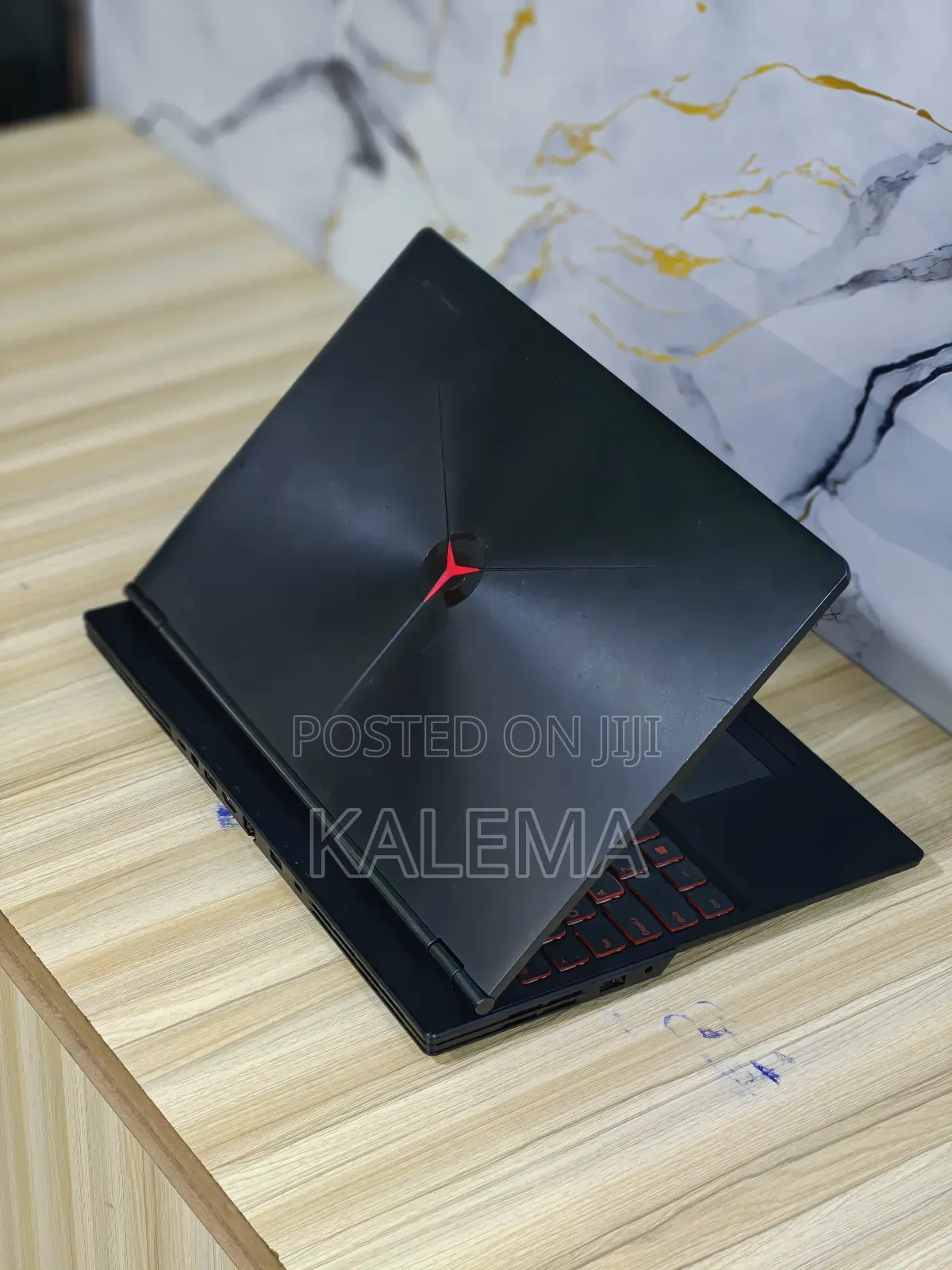 Lenovo Legion Y7000P IRX9 Gaming Laptop 16GB Intel Core i5 SSD 256GB
