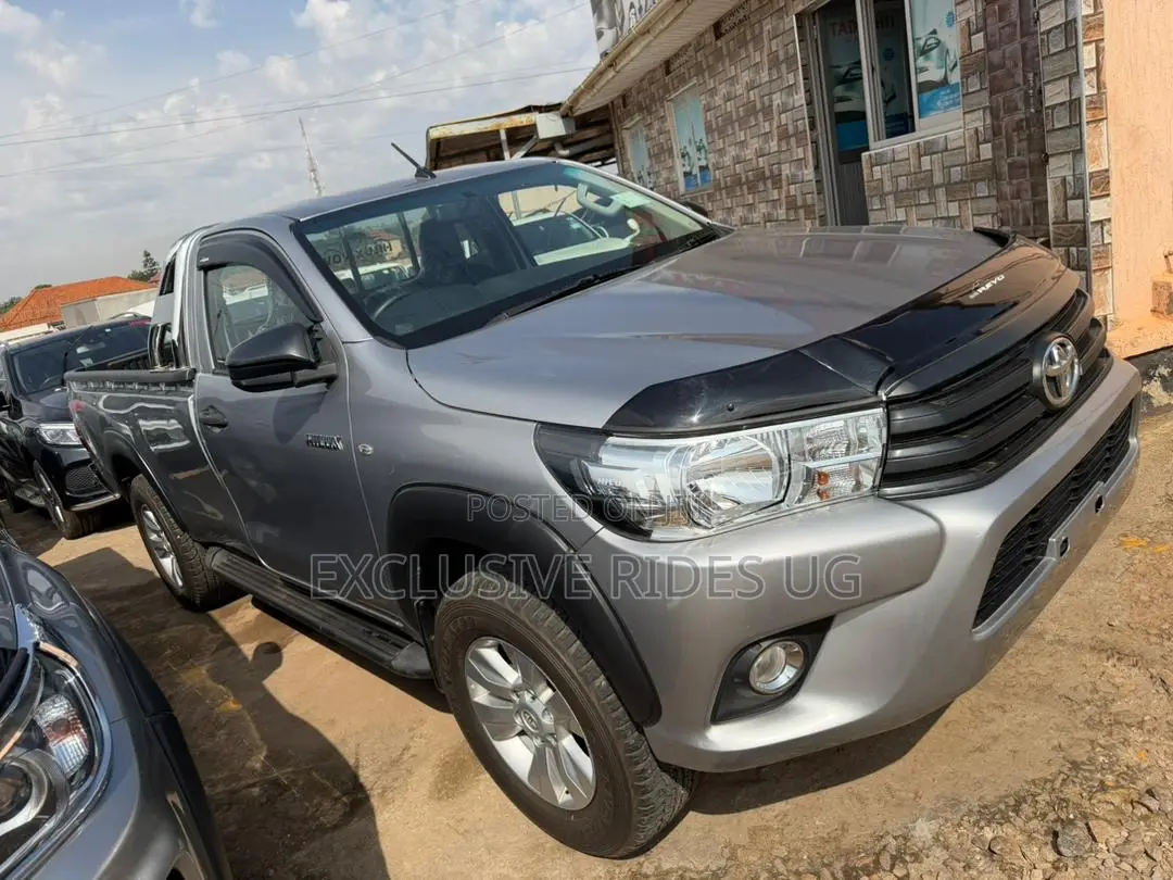 Toyota Hilux Revo Single Cab Deisel 2.8 RWD 2019 Silver