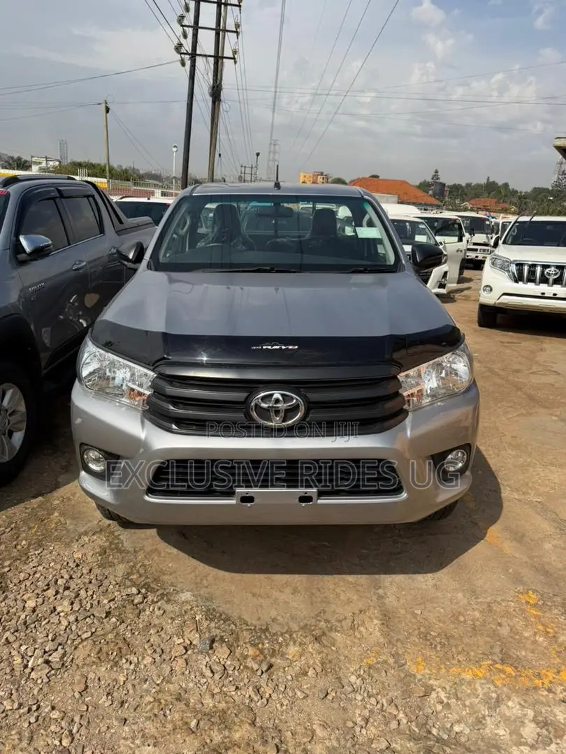 Toyota Hilux Revo Single Cab Deisel 2.8 RWD 2019 Silver