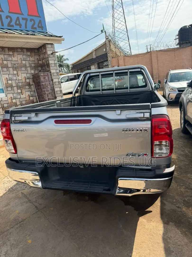 Toyota Hilux Revo Single Cab Deisel 2.8 RWD 2019 Silver