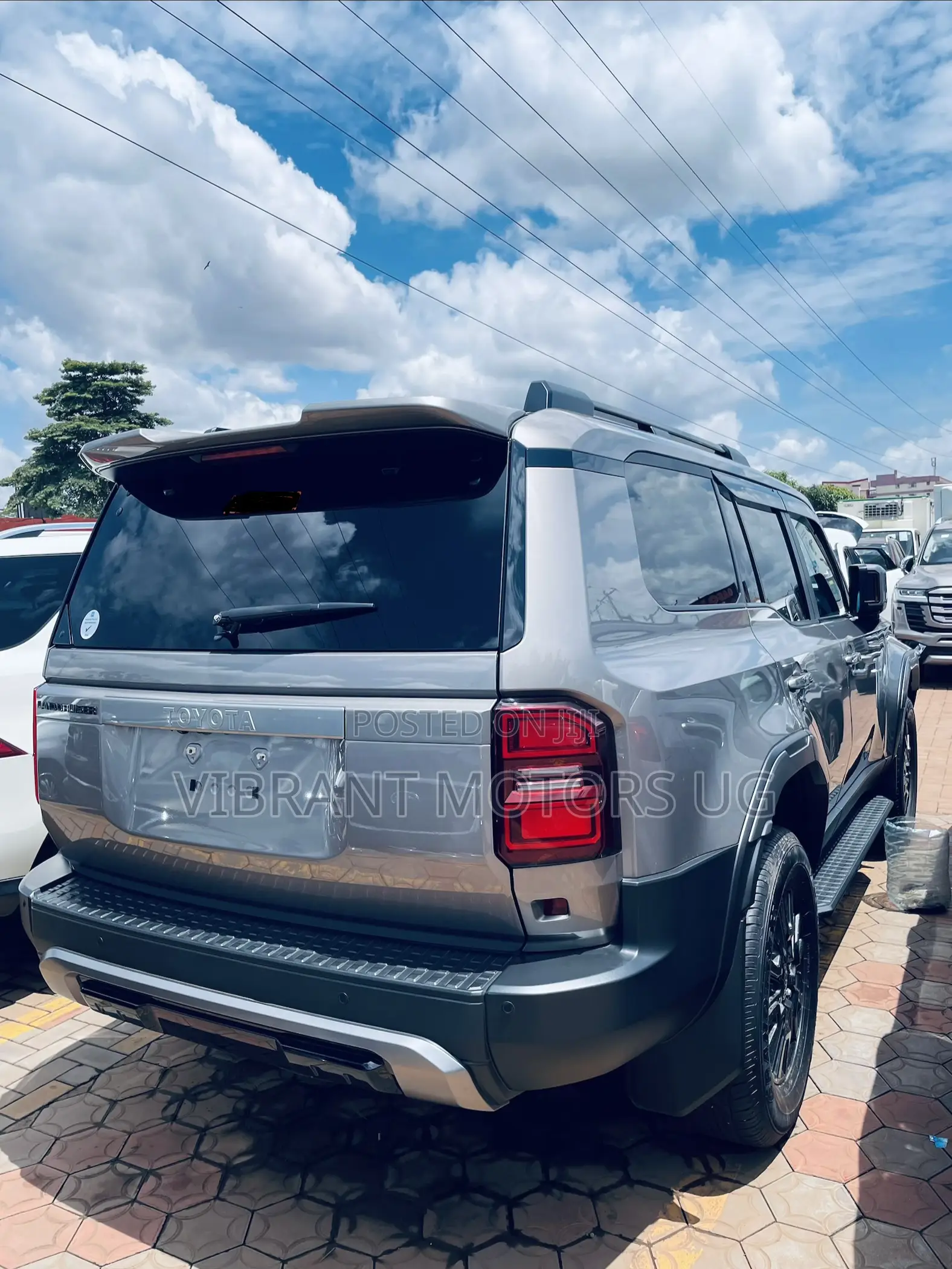Toyota Land Cruiser Prado 2024 Gold