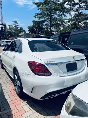 Mercedes-Benz C200 2015 White