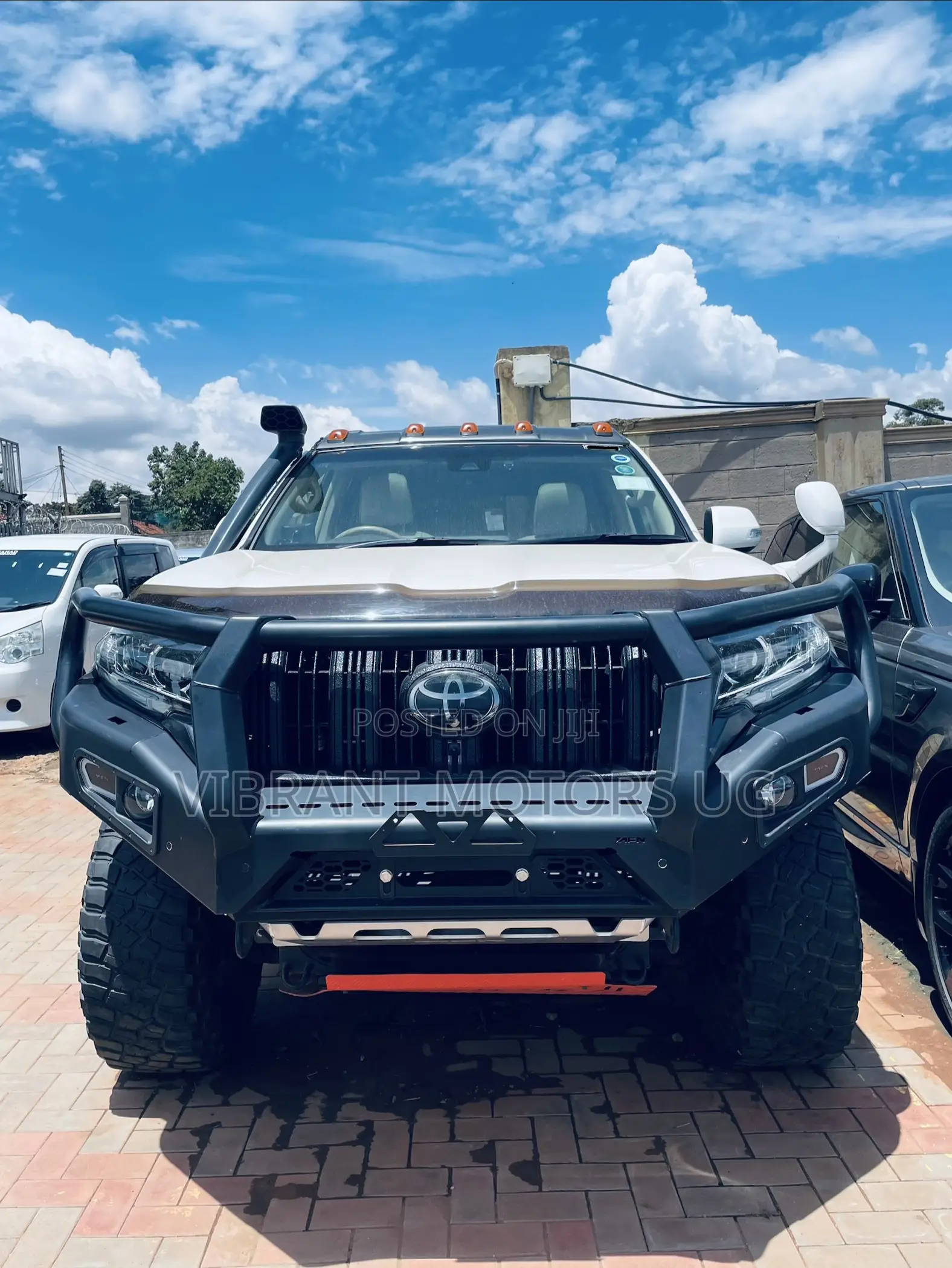 Toyota Land Cruiser Prado 2.8 2018 White