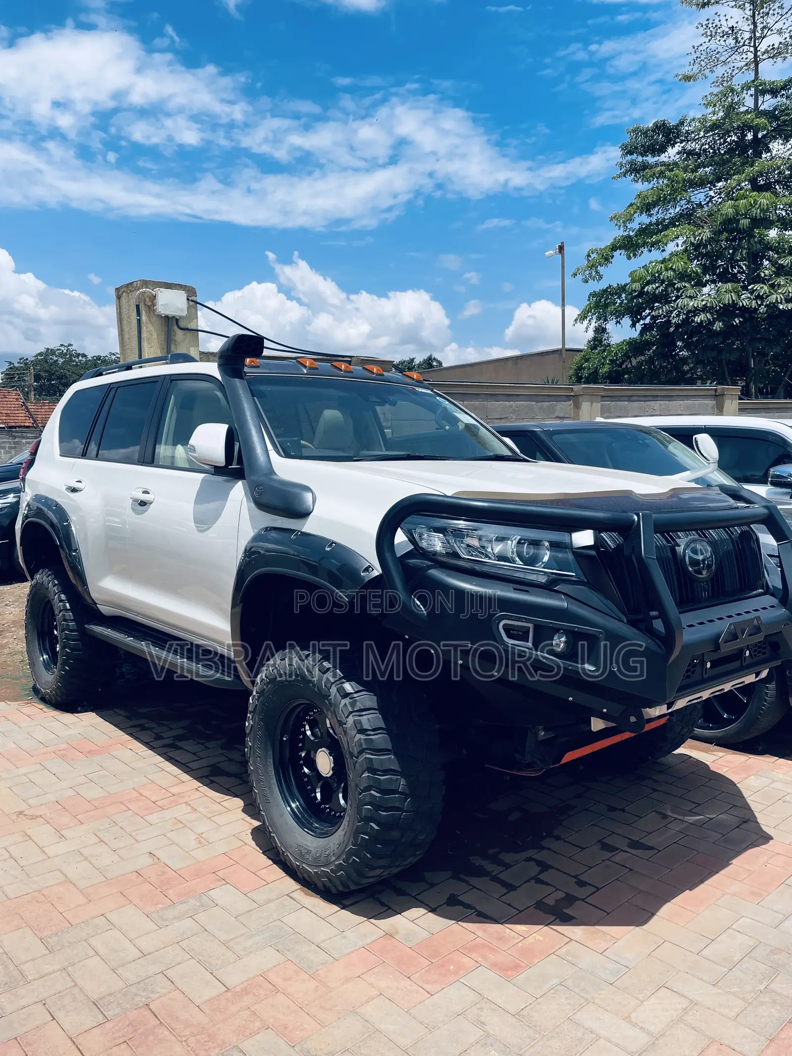 Toyota Land Cruiser Prado 2.8 2018 White