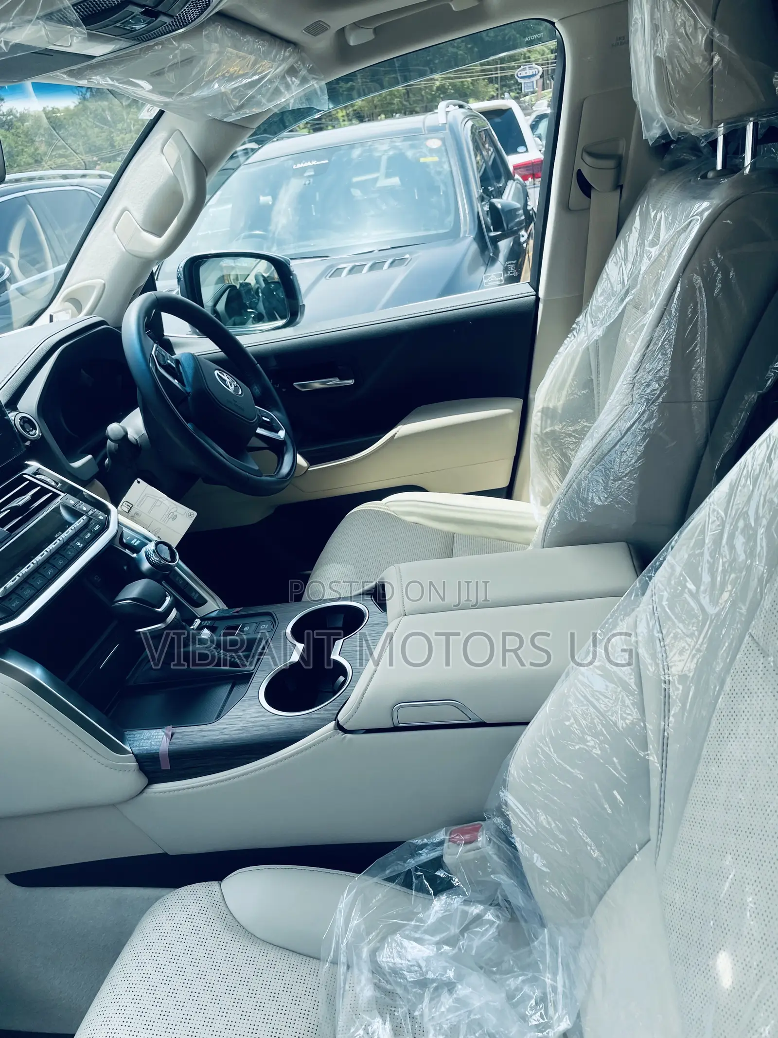Toyota Land Cruiser 2024 White