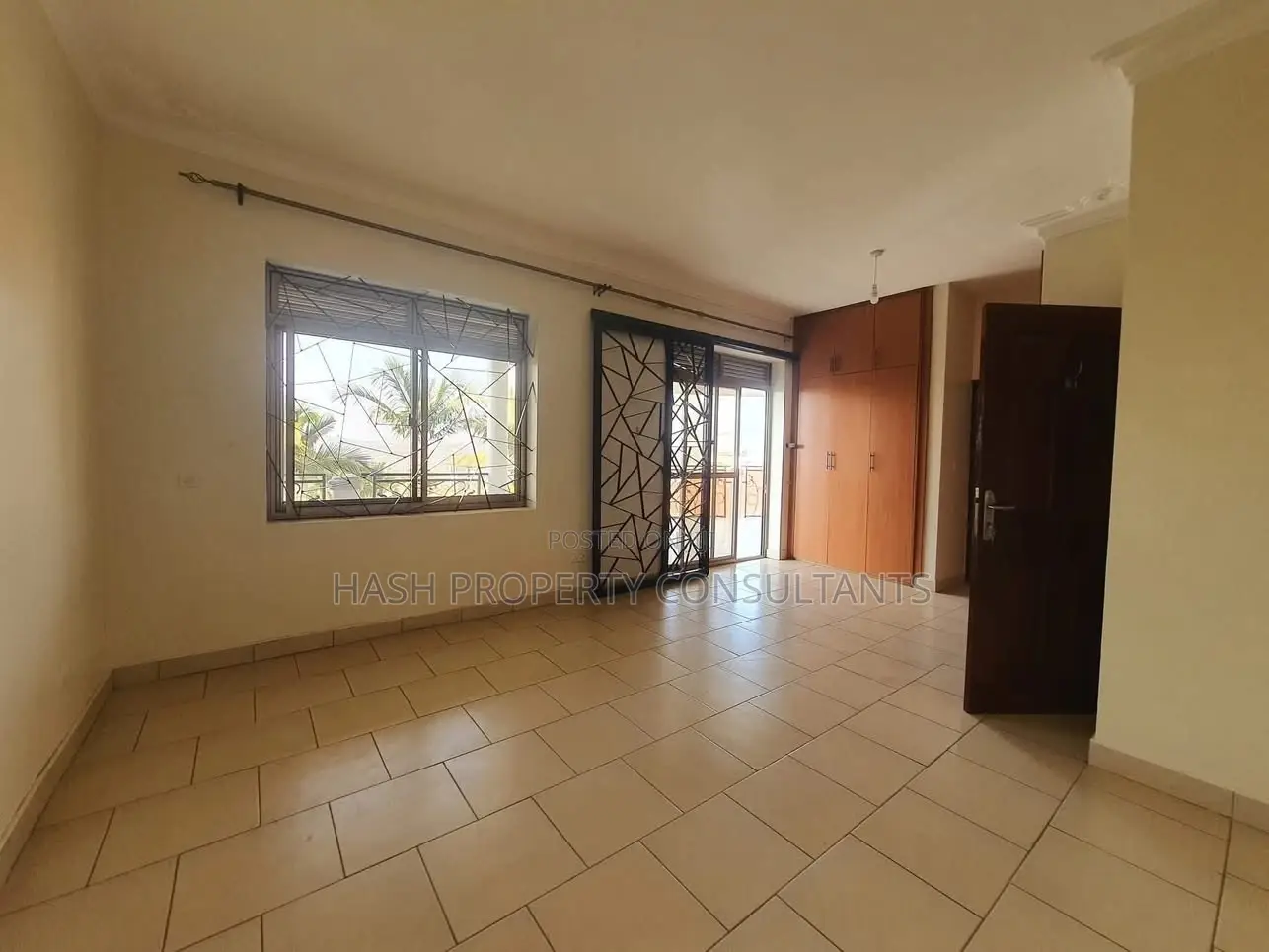 5bdrm Bungalow in Buziga, Makindye for rent