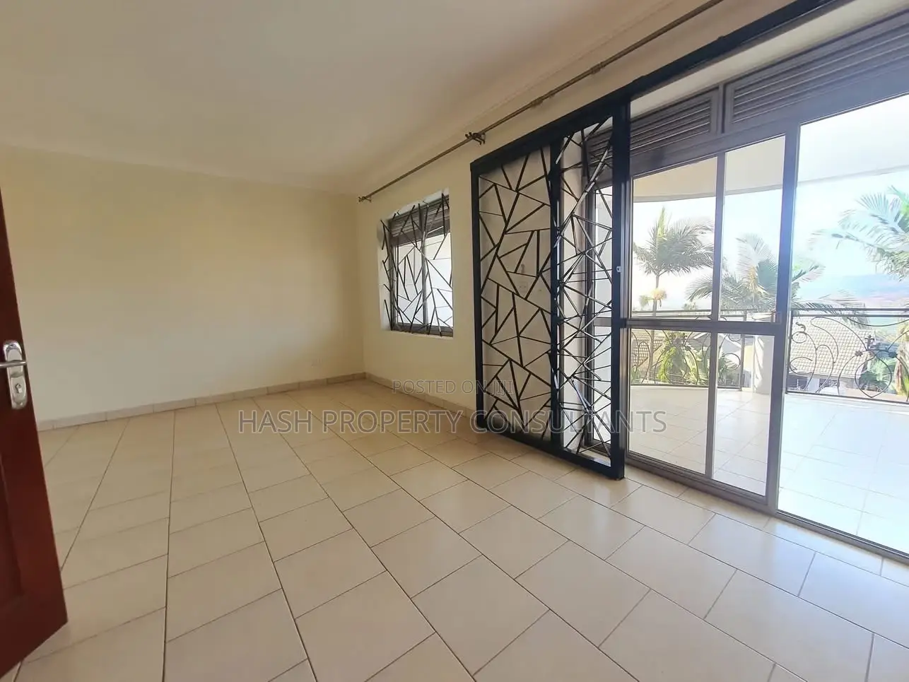 5bdrm Bungalow in Buziga, Makindye for rent