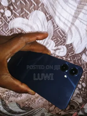 Samsung Galaxy A06 64 GB Black