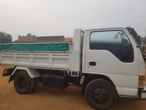 Elf Isuzu Dumper