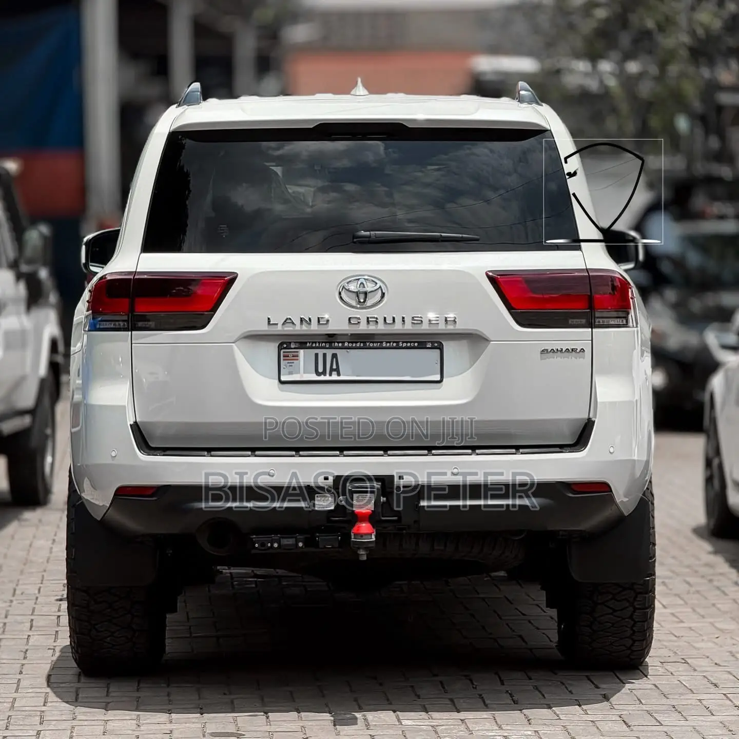 Toyota Land Cruiser LC300 2024 White
