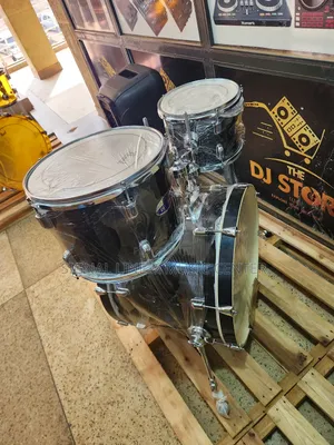 Pearl Drums Set