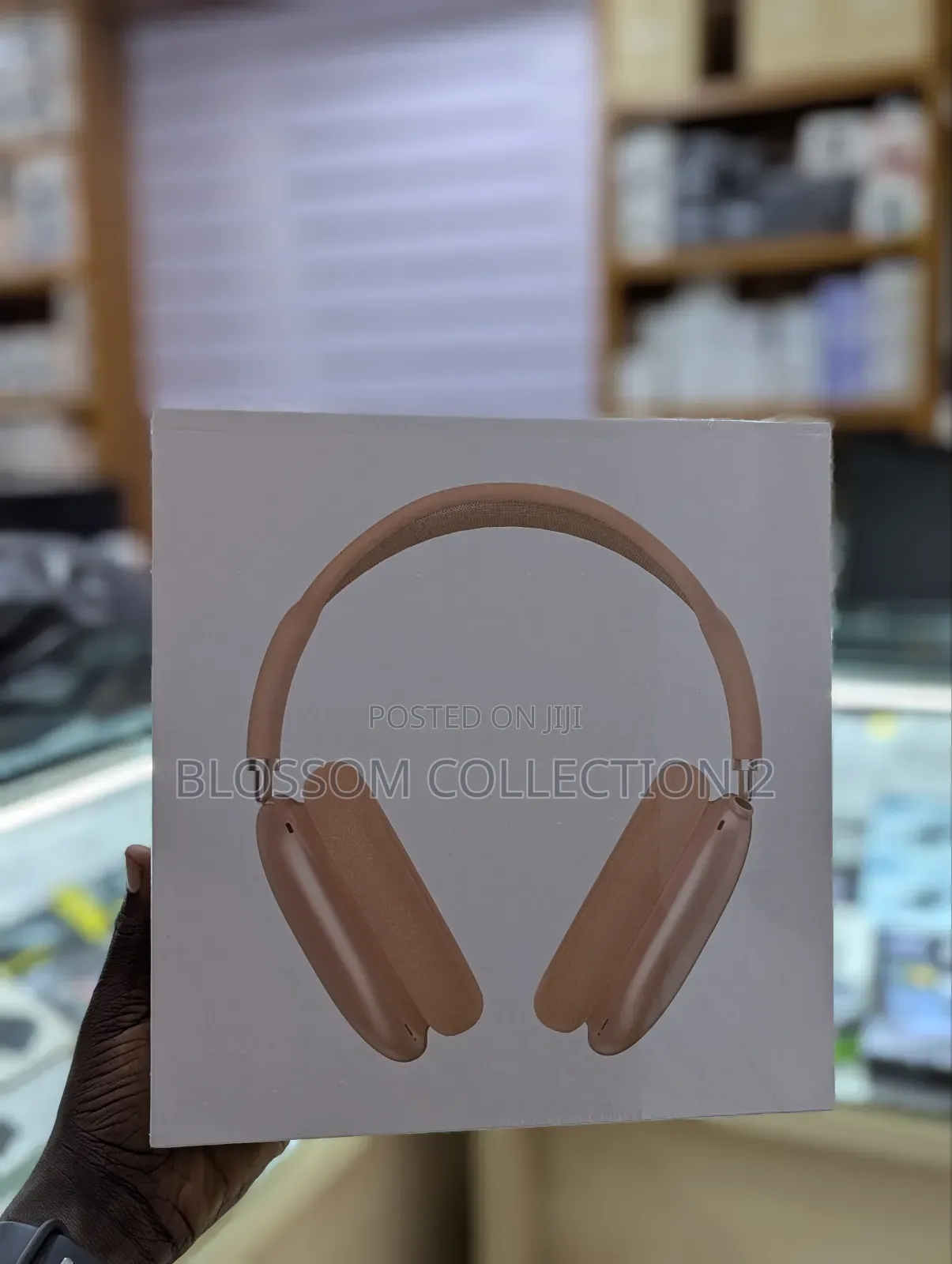 Apple Airpods Max Wireless Over-Ear Headphones, Pro-Level