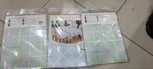 Table Cloth 4 Sitter