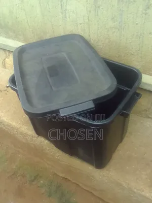 Roughtote Cooler Box