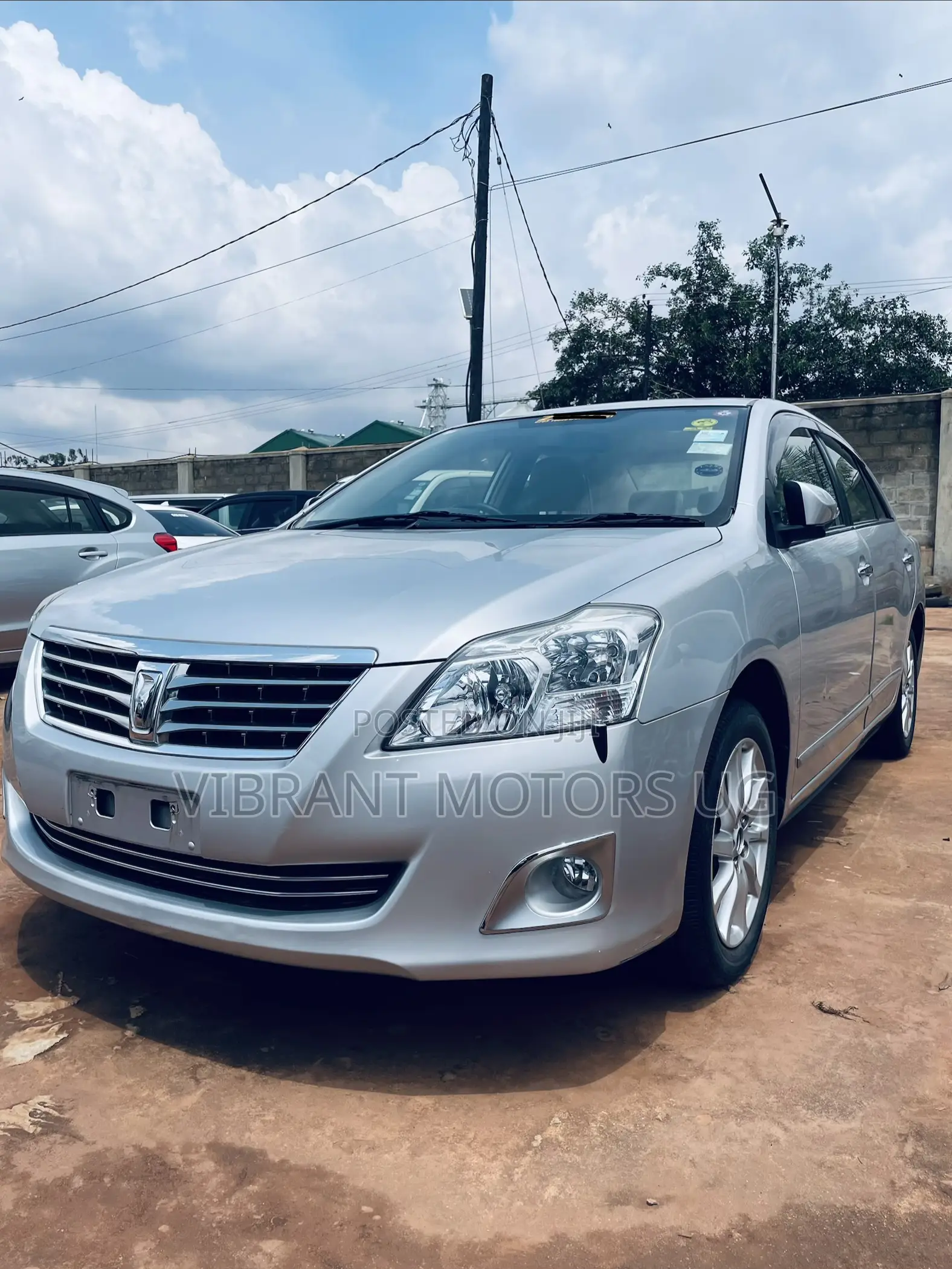 Toyota Premio 2013 Silver