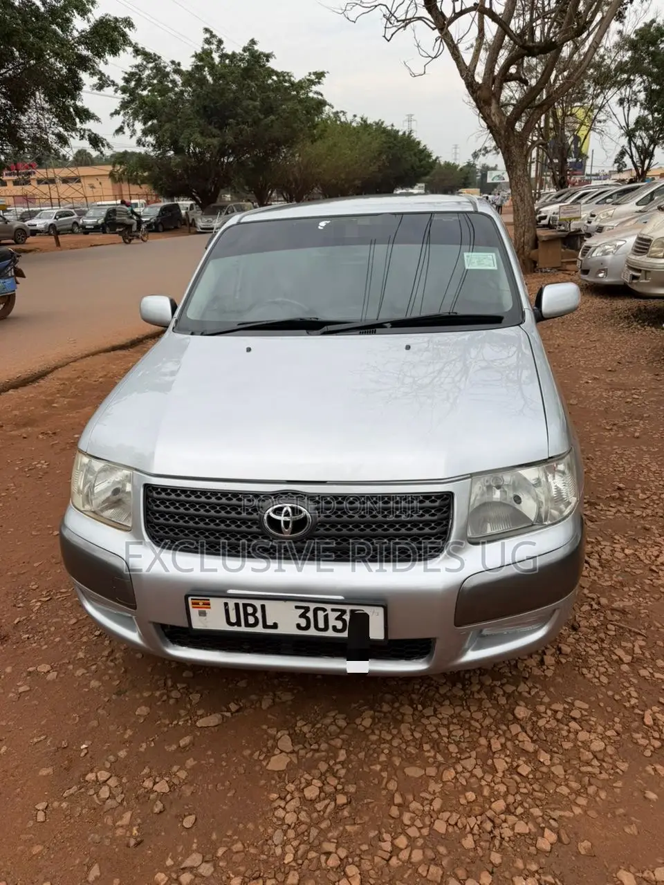 Toyota Succeed 2010 Silver