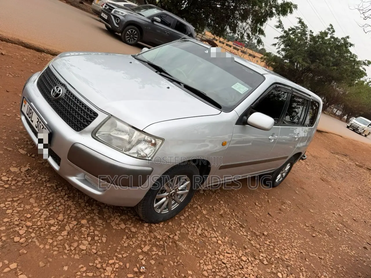Toyota Succeed 2010 Silver