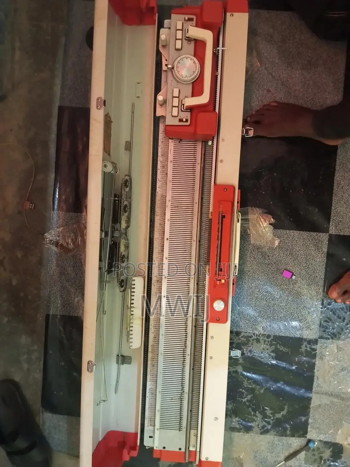 Sweater Knitting Machine
