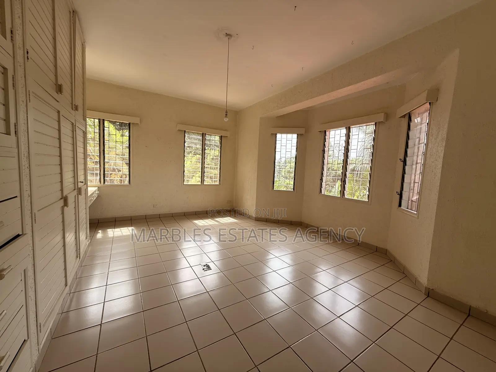 4bdrm House in Mbuya, Central Division for rent