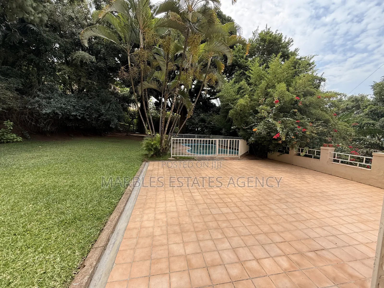 4bdrm House in Mbuya, Central Division for rent