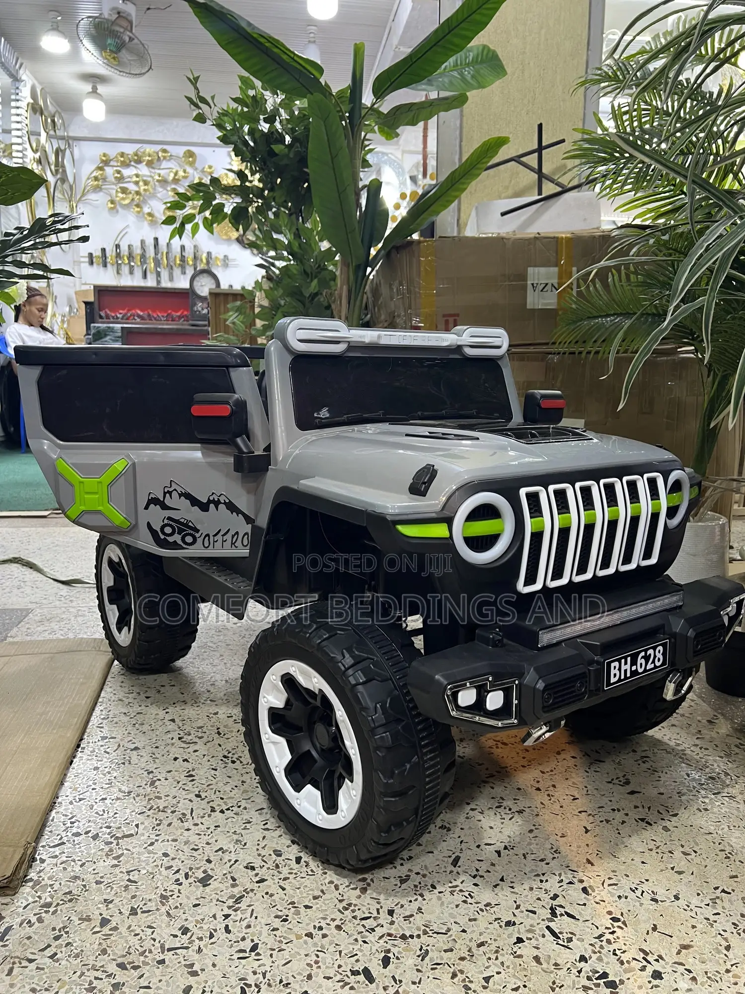Rechargeable Toy Car With Remote