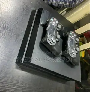 Playstation 4 Fat. Ps4 Standard. Gta 6 Is Here. 13 Games And 2 Pads