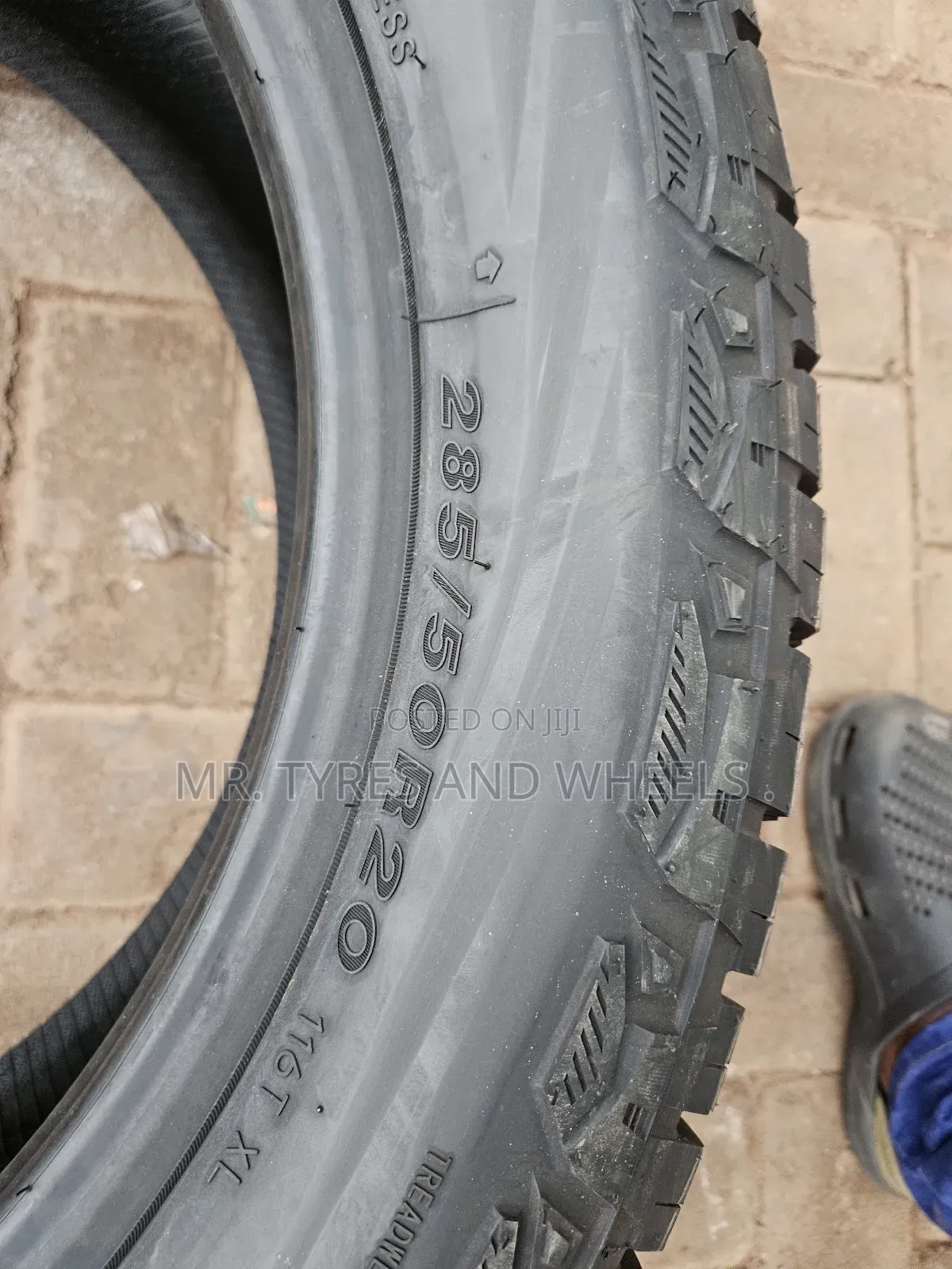 285 50 R20 Roadx At 21 Large Enough To Comfort Ur Car.