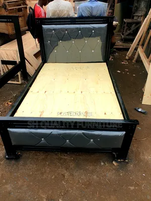 Hard Wood Bed 4x6