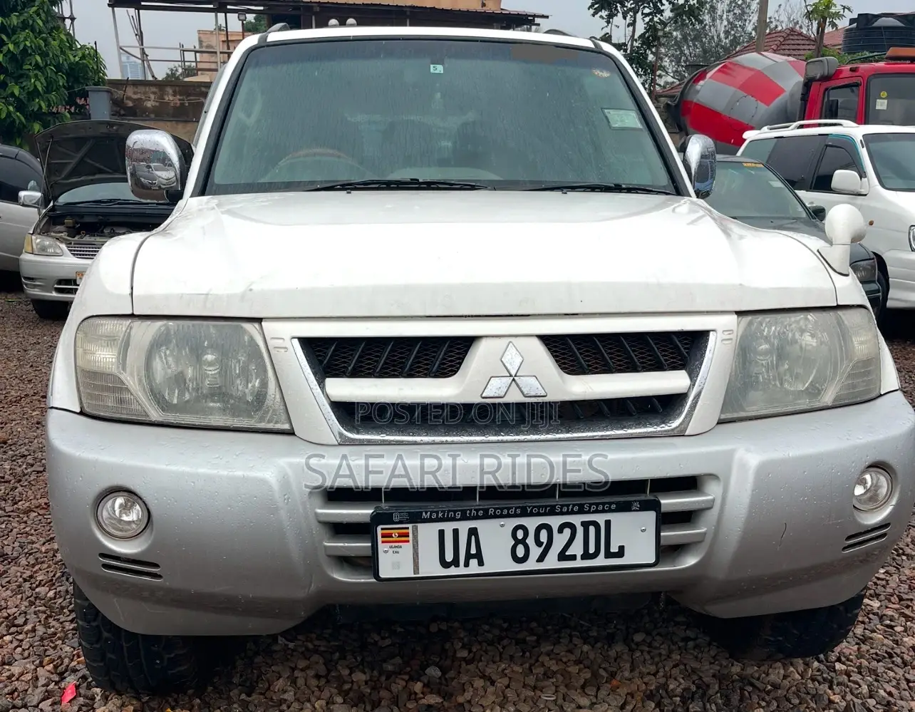 Mitsubishi Pajero 2005 White
