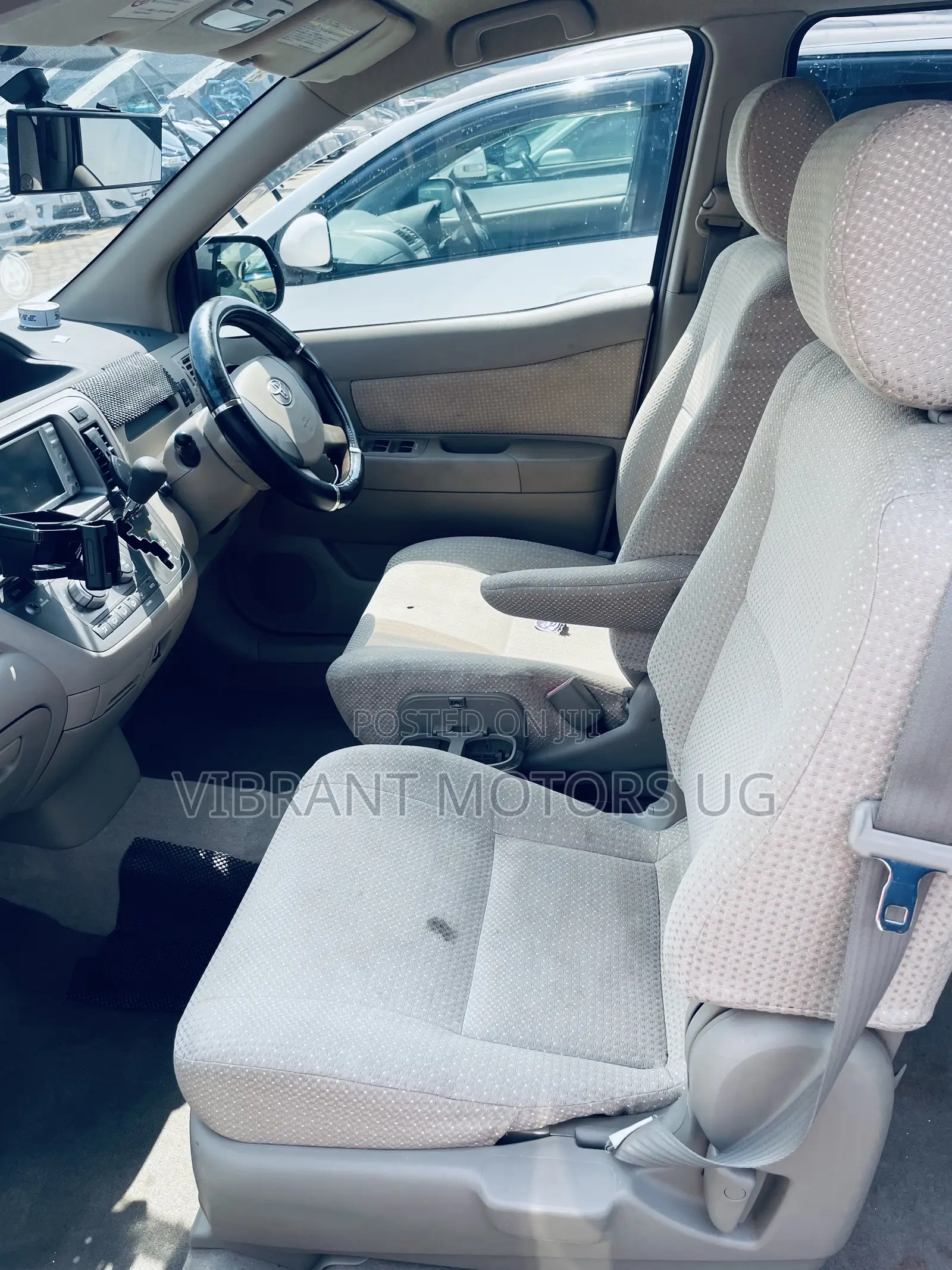 Toyota Raum 2011 White