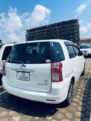 Toyota Raum 2011 White