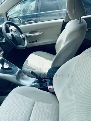 Toyota Auris 2012 White