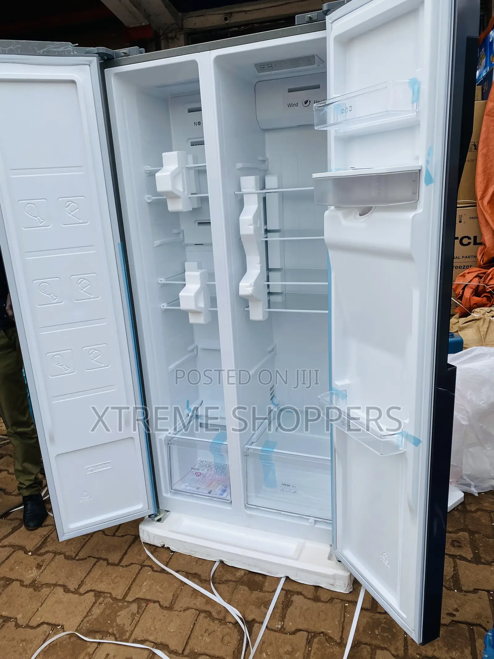 Smartec 560liters /Fridge/Refrigerator /American Door
