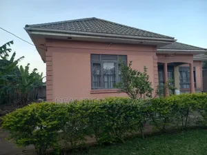 Furnished 3bdrm House in Gayaza Manyangwa, Division A for sale