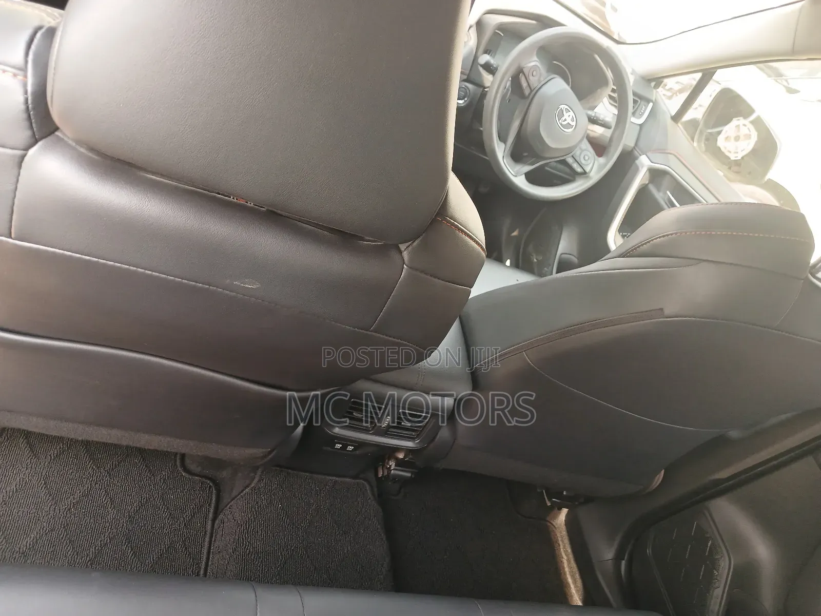 Toyota RAV4 2021 Green