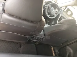 Toyota RAV4 2021 Green