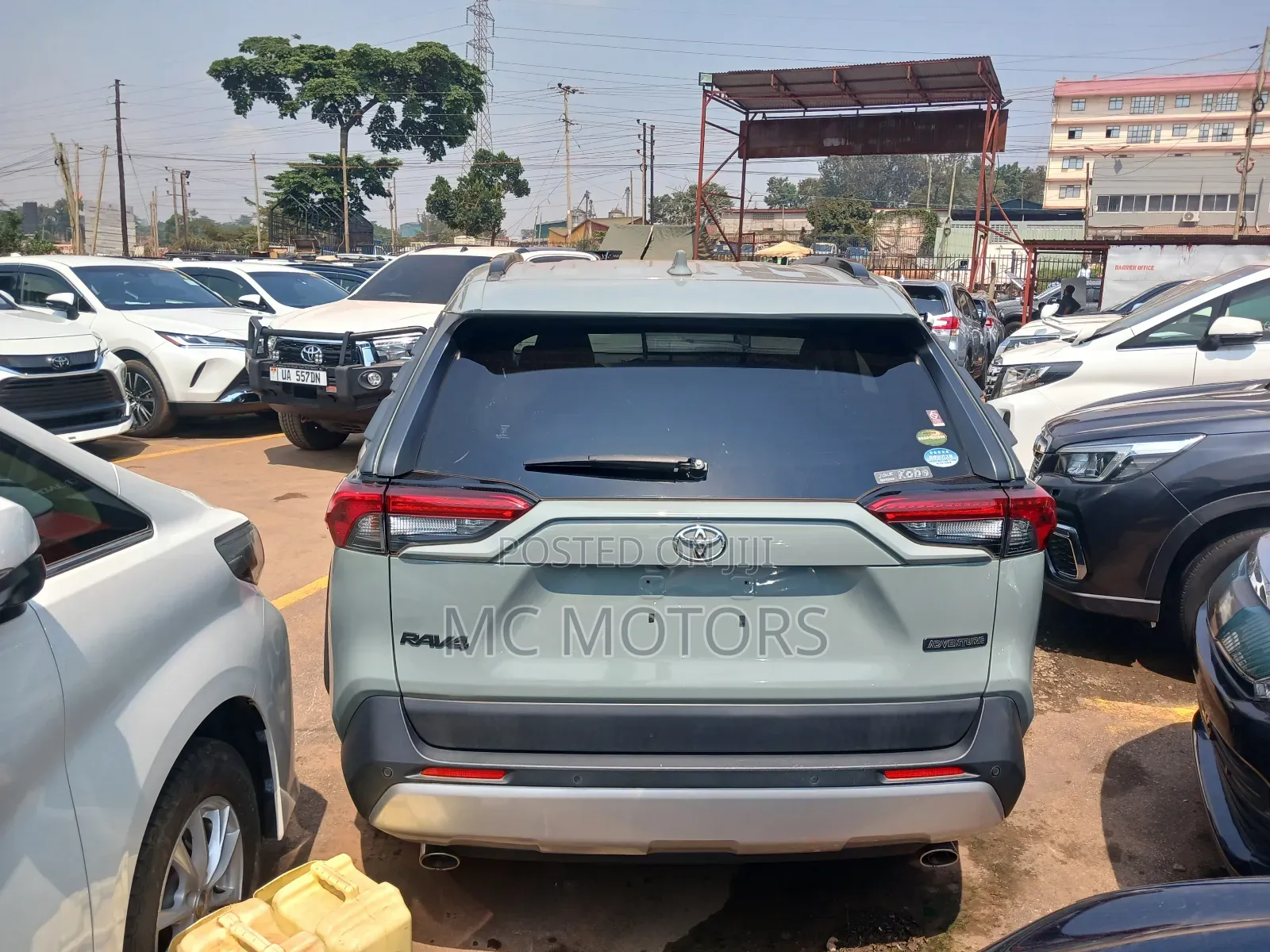 Toyota RAV4 2021 Green