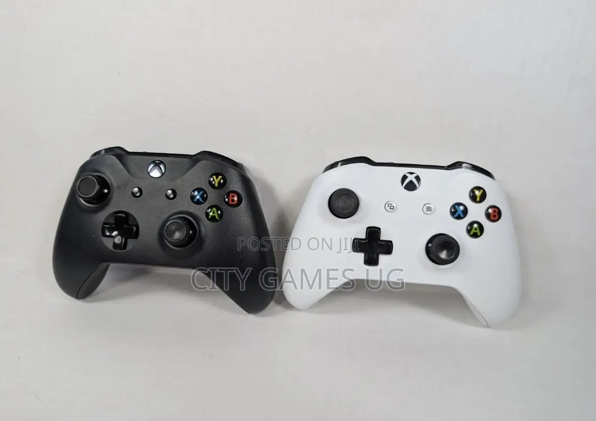 Xbox One Console 4 Games 2 Controllers Microsoft 500gb