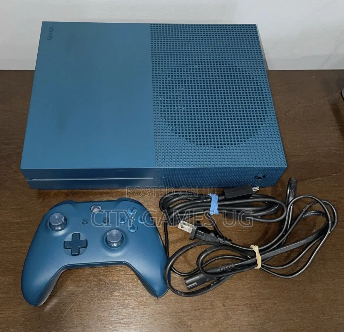 Microsoft Xbox One 500gb Deep Blue Console W/ Controller