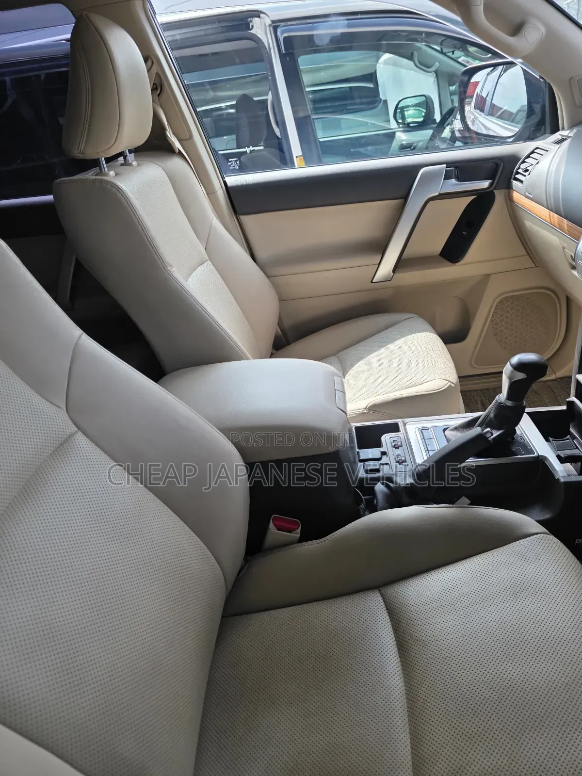 Toyota Land Cruiser Prado 2.8 2023 Beige