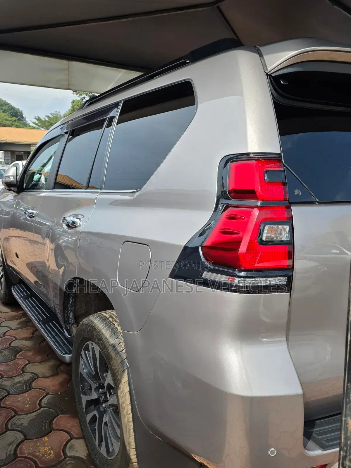 Toyota Land Cruiser Prado 2.8 2023 Beige