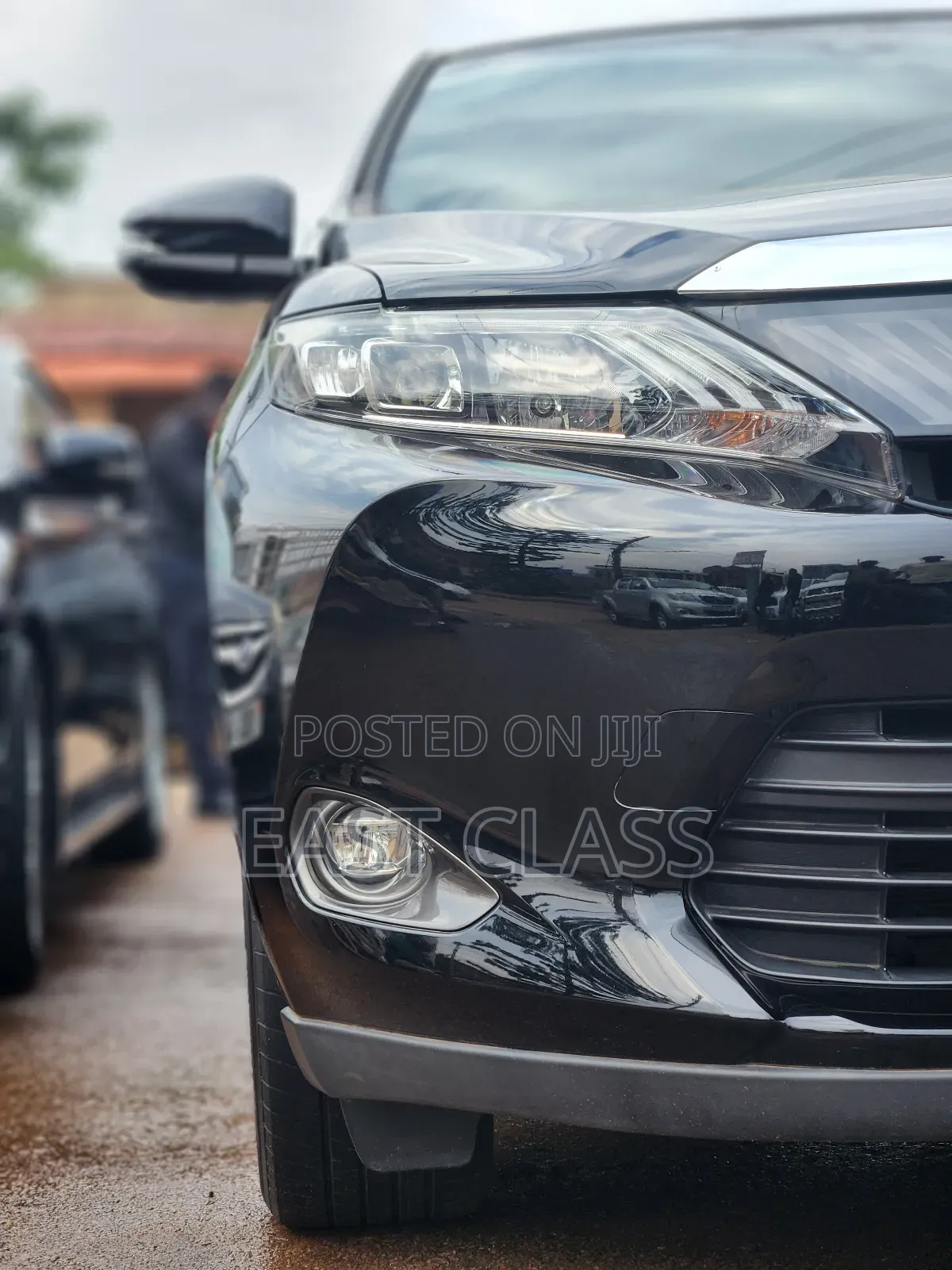 Toyota Harrier 2.0 2016 Black