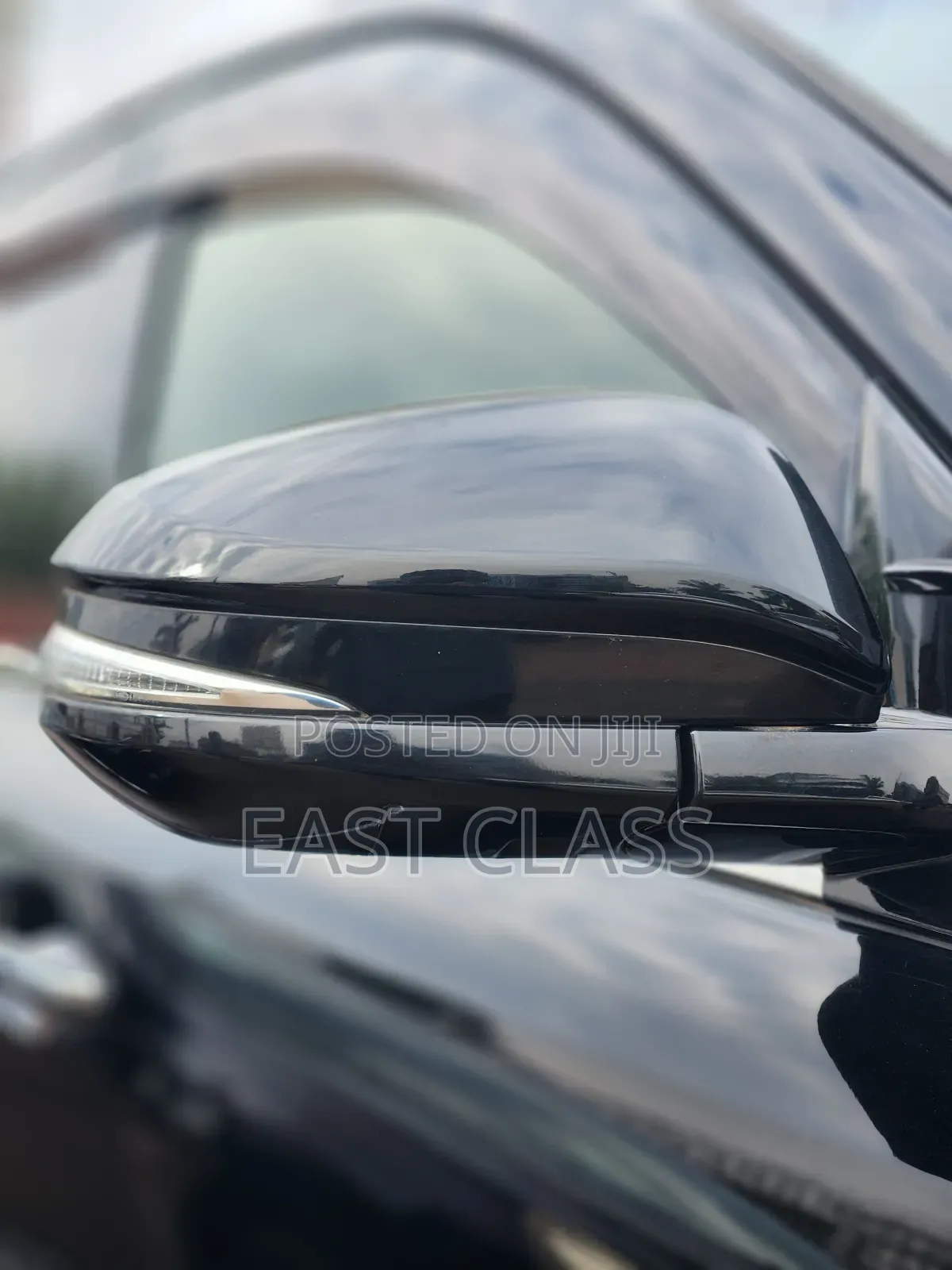 Toyota Harrier 2.0 2016 Black