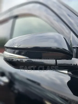 Toyota Harrier 2.0 2016 Black