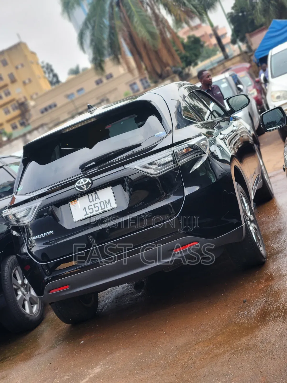 Toyota Harrier 2.0 2016 Black