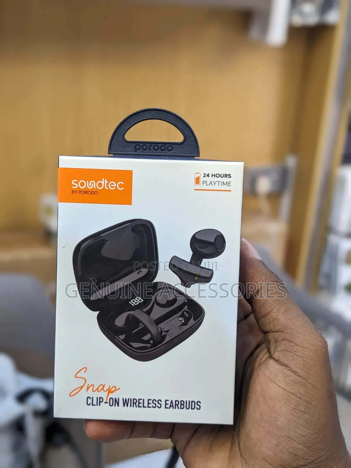 Porodo Soundtec Snap Clip-on Earbuds
